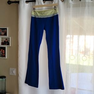 Lululemon groove flared pant